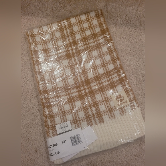 NWT Timberland Buffalo Plaid Scarf - Picture 6 of 8